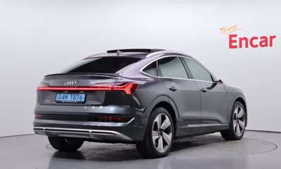 Audi e-tron 2021, 46748 км, за 51500000 KRW