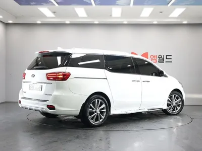 Kia Canival 2019, 173183 км, за 12900000 KRW