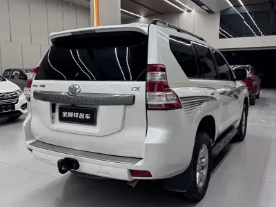 Toyota Prado 2017, 119000 км, за 165000 CNY