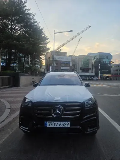 Mercedes-Benz GLS-Class · 2026 год