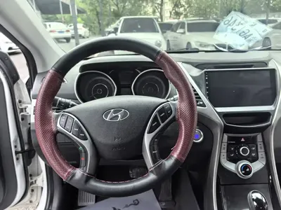 Hyundai Elantra Langdong 2017, 99000 км, за 26000 CNY - фото 14