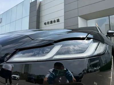 Jaguar XFL 2025, 10500 км, за 245799 CNY - фото 6
