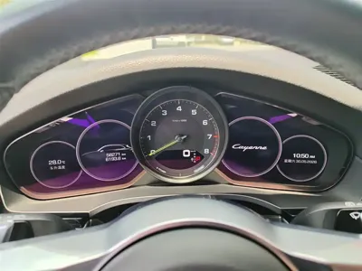 Porsche Cayenne Hybrid 2021, 58000 км, за 368000 CNY - фото 19