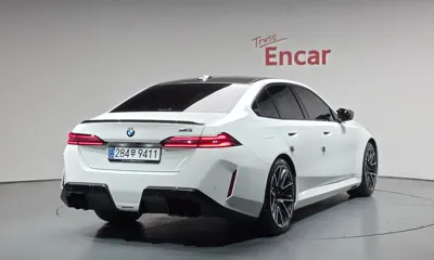 BMW M5 2025, 8695 км, за 175000000 KRW