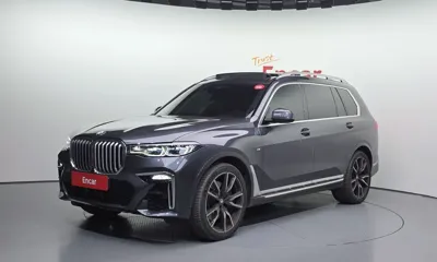 BMW X7 · 2020 год
