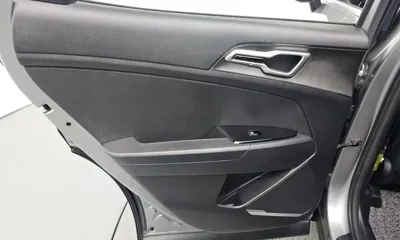 Kia Sportage 2023, 23160 км, за 27300000 KRW - фото 25