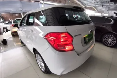 Chevrolet Lova RV 2018, 62900 км, за 38551.28 CNY