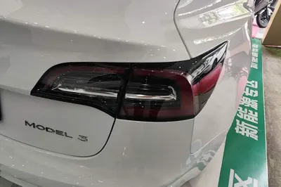 Tesla Model 3 2019, 75800 км, за 109535.68 CNY - фото 9