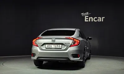 Honda Civic 2017, 91464 км, за 12500000 KRW - фото 4