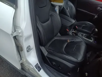 Jeep Cherokee 2017, 73400 км, за 53398.05 CNY - фото 23