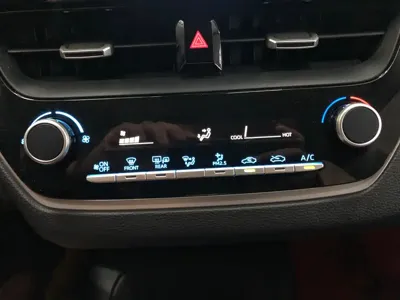 Toyota Corolla 2022, 37000 км, за 86800 CNY - фото 16