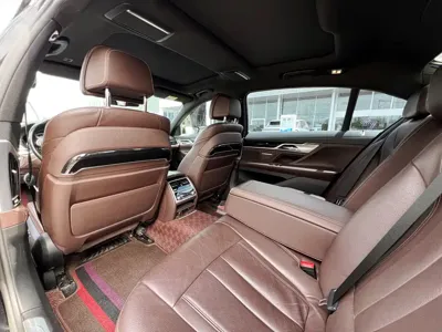 BMW 7 Series 2017, 120000 км, за 158800 CNY - фото 11