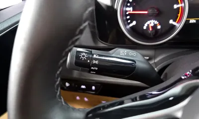 Kia Canival 2023, 72657 км, за 23000000 KRW - фото 35