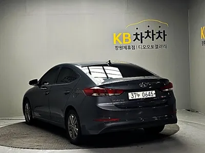 Hyundai Avante 2016, 102999 км, за 7900000 KRW - фото 7