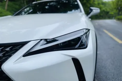 Lexus UX 2022, 100100 км, за 159561.94 CNY - фото 8