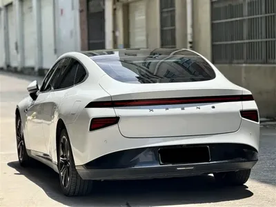 Xpeng P7 2021, 70000 км, за 66200 CNY