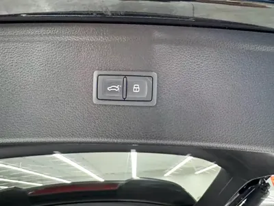 Audi Q5L 2024, 7000 км, за 218500 CNY - фото 20