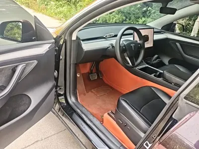 Tesla Model Y 2023, 54100 км, за 164400 CNY - фото 16
