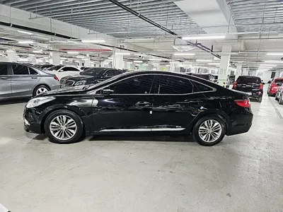 Hyundai Grandeur 2017, 146885 км, за 8000000 KRW