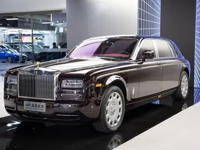 Rolls-Royce Phantom · 2014 год
