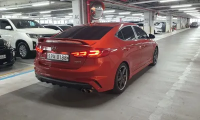 Hyundai Avante 2017, 99995 км, за 7800000 KRW - фото 6