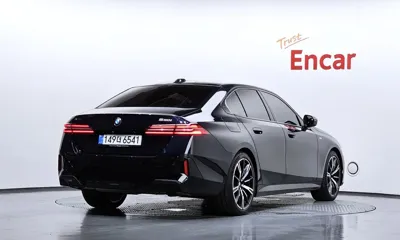 BMW 5-Series 2025, 10256 км, за 84000000 KRW