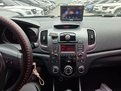 Kia Porte 2011, 104351 км, за 2890000 KRW - фото 8