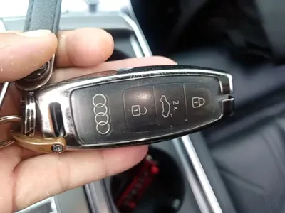 Audi A7 2024, 34900 км, за 328300 CNY - фото 9