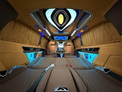 Mercedes-Benz V-Class 0, 100 км, за 698000 CNY - фото 15