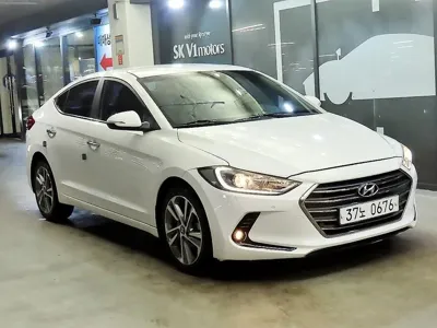 Hyundai Avante 2016, 67238 км, за 7800000 KRW - фото 1