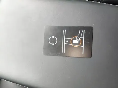 Tesla Model Y 2023, 26900 км, за 178200 CNY - фото 9