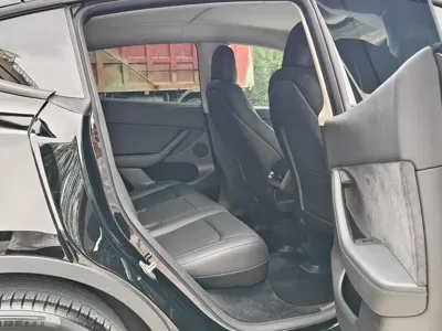 Tesla Model Y 2021, 95000 км, за 132800 CNY - фото 14