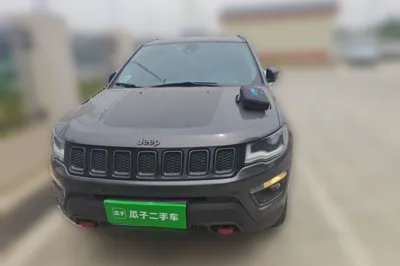 Jeep Compass 2017, 104100 км, за 54159.42 CNY