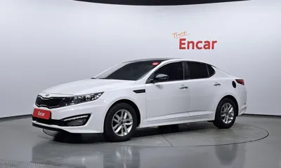 Kia K5 · 2011 год