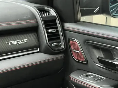 RAM Ram Trucks 2023, 41000 км, за 738000 CNY - фото 26