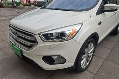 Ford Kuga 2017, 116700 км, за 47030.41 CNY - фото 8