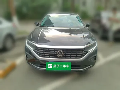 Volkswagen Passat 2024, 18700 км, за 127032.5 CNY - фото 2