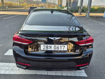 Hyundai Genesis 2016, 161000 км, за 10000000 KRW - фото 4