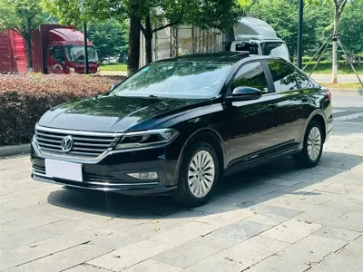 Volkswagen Lavida 2020, 73000 км, за 52800 CNY - фото 1
