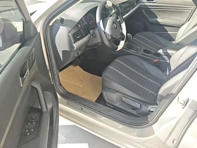 Volkswagen Lavida 2019, 90500 км, за 64788.13 CNY - фото 19