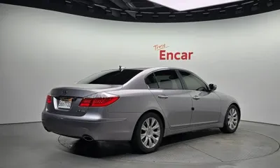 Hyundai Genesis 2010, 176492 км, за 3280000 KRW