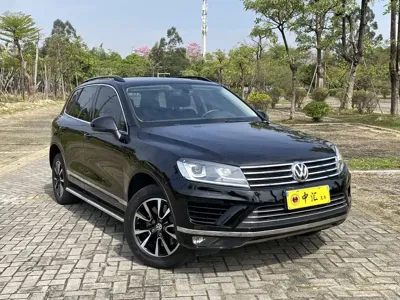 Volkswagen Touareg 2017, 198000 км, за 106800 CNY