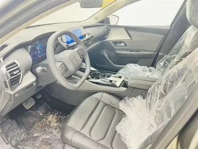 Citroen C5 X 0, 100 км, за 102800 CNY - фото 12