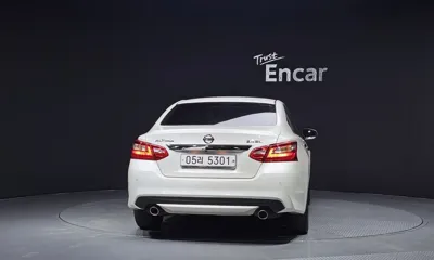 Nissan Altima 2017, 115968 км, за 6500000 KRW