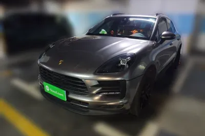 Porsche Macan · 2018 год