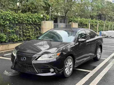 Lexus ES 2014, 250000 км, за 71800 CNY - фото 1