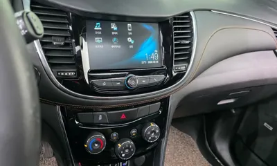 ChevroletGMDaewoo Trax 2017, 54225 км, за 10400000 KRW - фото 15