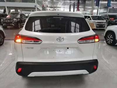 Toyota Corolla Cross 2023, 49700 км, за 66700 CNY - фото 6