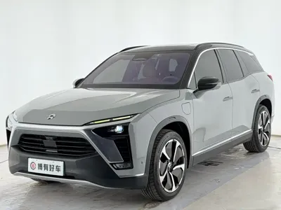 Nio ES8 · 2021 год
