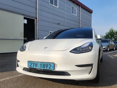 Tesla Model 3 · 2020 год